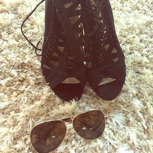 Nine West Velvet Boots/Heel Cut out Design! Sz 8.5